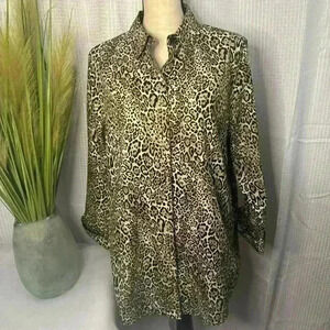 Chico's No-Iron Womens Long Sleeve Button Down Blouse Animal Print 2 Large